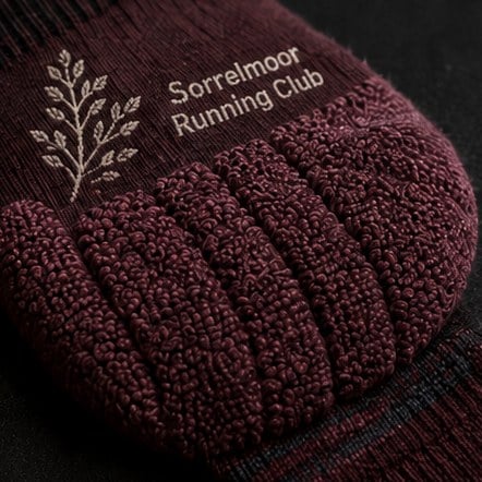 Running socks with logo printing